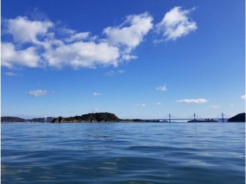 [Okayama, Seto Inland Sea] Seto Inland Sea Cruise (about 45 minutes) You can see the beautiful scenery of the Seto Ohashi Bridge and the islands.の紹介画像