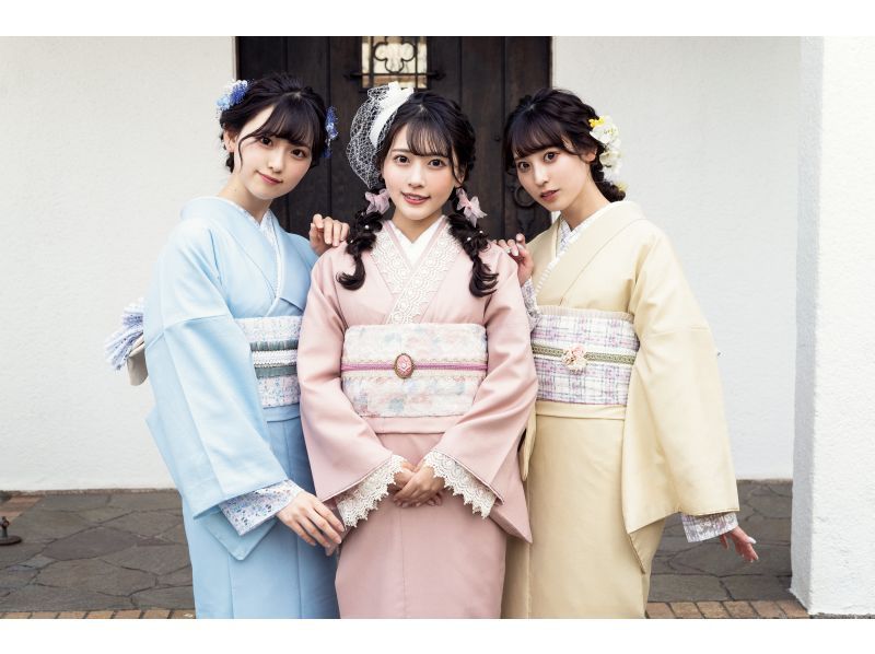 [Kanagawa/Kamakura] ★ Enjoy coordinating your outfit with a popular retro antique kimono ♪ Kimono set, hair styling, and dressing includedの紹介画像