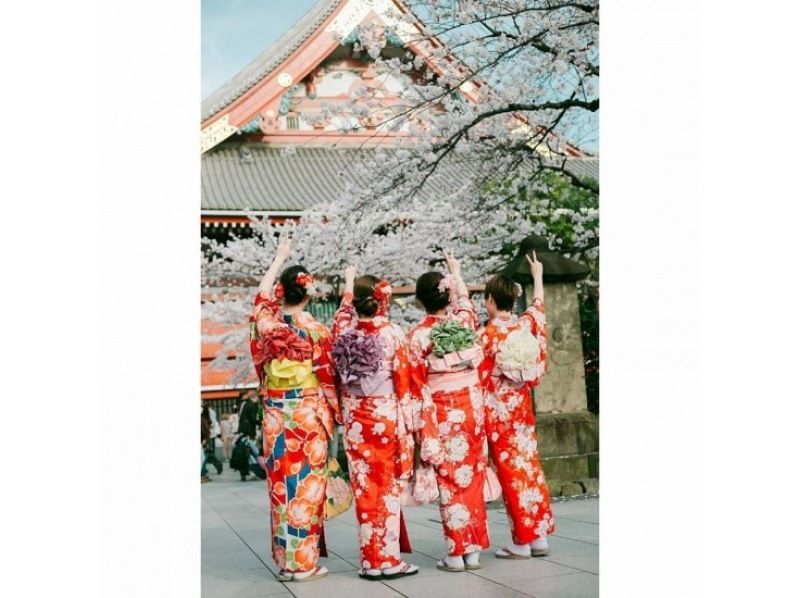 【도쿄 · 아사쿠사] 아사쿠사 기모노 렌탈 "기본 플랜"예쁜 기모노를 입고 아사쿠사 산책하지 않습니까?の紹介画像