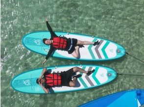 【宮古島】安全重視ガイド２名（男女）撮影データも２倍≪SUP＆シュノーケルツアー≫１組限定貸切☆ドローン＆GoPro撮影無料☆女性に人気☆の画像