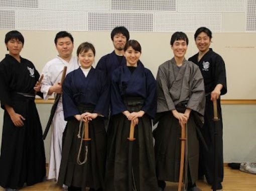 [Tokyo/Saitama] Sword fighting and samurai experience familiar with period dramas! Anyone can become a samurai safely and happily!の画像