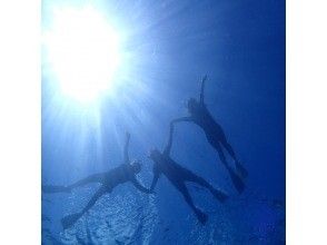 【地域クーポン利用可能プラン】[沖縄/石垣島]学割♪♪少人数制「幻の島上陸＆シュノーケリング・半日ツアー」学生・3名以上でお得なプラン！の画像