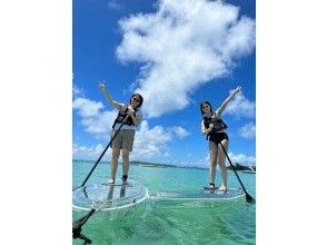 [Okinawa Tsuken Island] Plan to enjoy BBQ & clear sup on the wooden deck terrace with all seats ocean view!