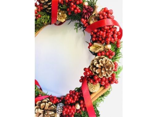 Handmade this year! Christmas wreath makingの画像