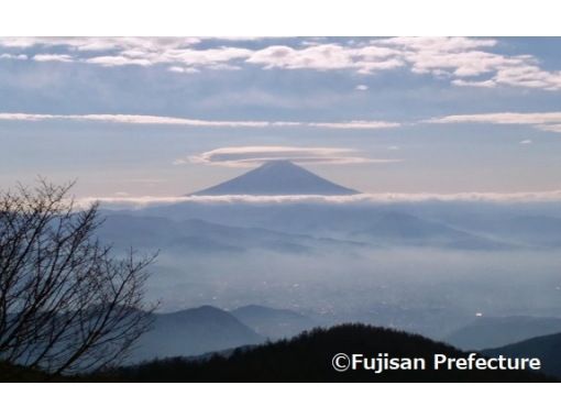 【山梨県】奇岩登りを楽しむ！乾徳山ガイドツアー(中級者向け) ～やまDeluxe～の画像