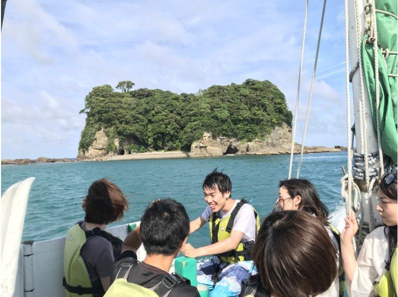 [Wakayama Kushimoto Kii Oshima] Inexperienced / Beginners welcome Uninhabited island exploration tour with pirate legends [Sea kayaking]の紹介画像