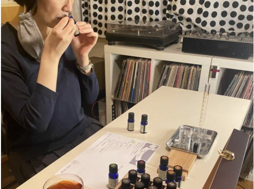 【岡山・倉敷】アロマ香水作り体験♪お好きな香りを調合可能！すぐにお持ち帰りOKの画像