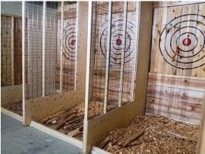 THE AXE THROWING BAR®︎ 浅草店