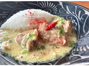 [Okinawa Chatan] Let's make white miso and soki spice curry at a special foreigner's house with a view of the sea ♪ With souvenir spicesの画像
