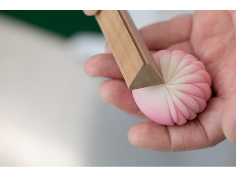 [岛根/出云]出云在一家历史悠久的日本糖果店经营的咖啡馆“Kissa＆co”制作日本糖果的经验♪の紹介画像