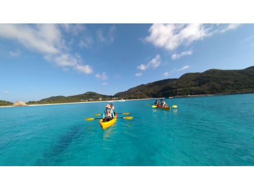 [Okinawa Tokashiki Island] Enjoy the off-season, the only guided short kayak tour on Tokashiki Island!の画像