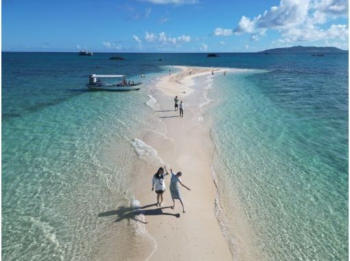 [Local meeting only / Ishigaki Island] Phantom island tour | Non-swimmers welcome | Drone photography included | Snorkeling & Taketomi sightseeing options available | Up to 25% off tickets to each remote islandの画像