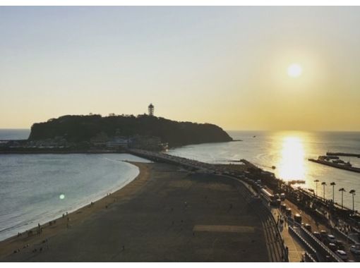 【湘南・江ノ島】初心者向けサンセットビーチヨガ【海まで徒歩１分】の画像