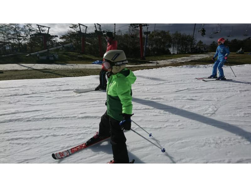 [From Chofu, Tokyo] snowboarding class for children, playing in the snow @Fujiten
