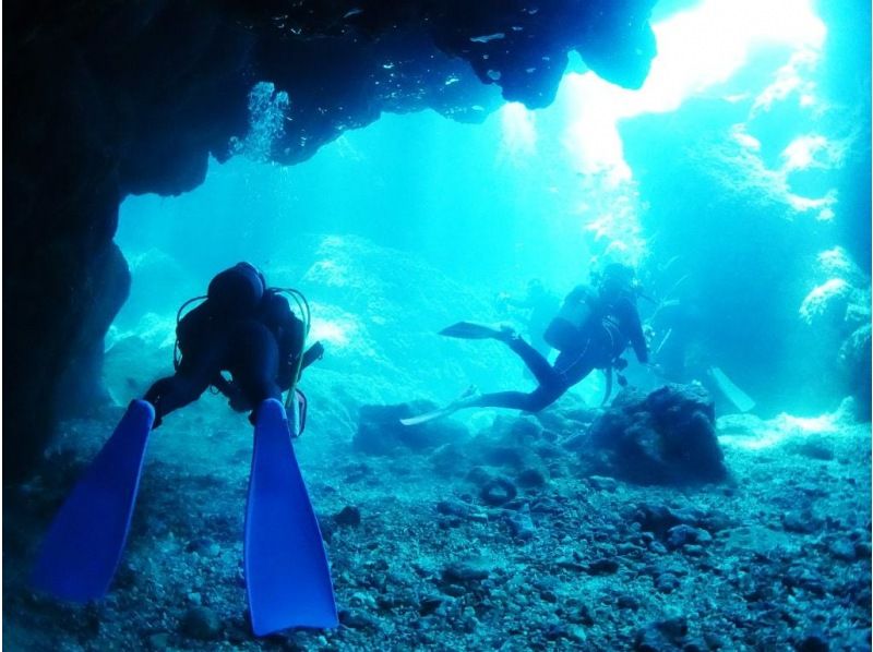 【北海道・SUP体験】透明度の高い支笏湖の湖面をクルージング！SUP体験（半日コース）の画像