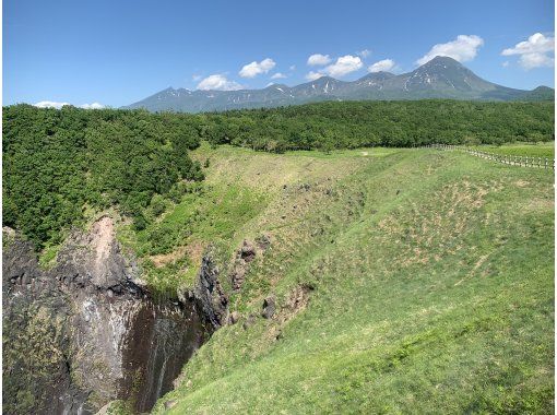 【北海道・知床】気軽に世界遺産を散策！フレペの滝ガイドウォークの画像