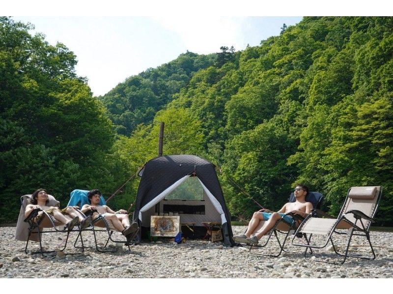 [Hokkaido, Sapporo, Jozankei] A cold river bath! Relax in the great outdoors of Jozankei - River View Tent Sauna Tourの紹介画像