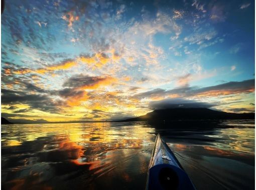 Recommended for active people! ! Sunrise Stand Up Paddleboard (SUP) experience from Kagoshima City in the morning sun rising from Sakurajimaの画像