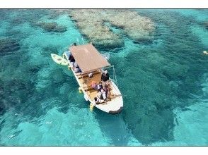 The overwhelming number one in terms of fish variety and number! Snorkeling by boat for ages 0 to 85. A wide variety of fish. It's like the world of Ryugu-jo Palace. Record your memories of Miyakojima in one video. Drone filming is free!