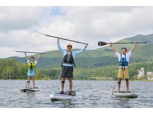 Starting in June 2024! [Lake Shirakaba SUP tour 2 hours] Enjoy a walk on the water! For families, couples, and women ◎♪の画像