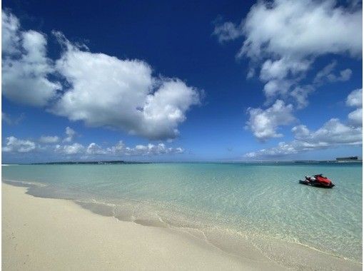 [Okinawa, Miyakojima] Jet ski to the phantom island of "Yuni Beach"の画像