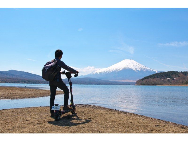 "Super summer sale in progress" [Yamanashi / Lake Yamanaka] (Moped license required) "Electric kickboard 6 hour course" Beginners and women welcome! All you need is a driver's license!の紹介画像