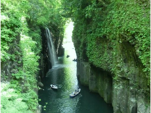 080【熊本発】路線バスの旅：高千穂峡と宮崎郷土料理の昼食（チキン南蛮と瓦焼き風茶そば付御膳）の画像
