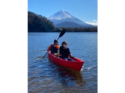 【山梨県・精進湖】1人乗り用カヤック！富士山をバックに精進湖でカヤック！！の画像