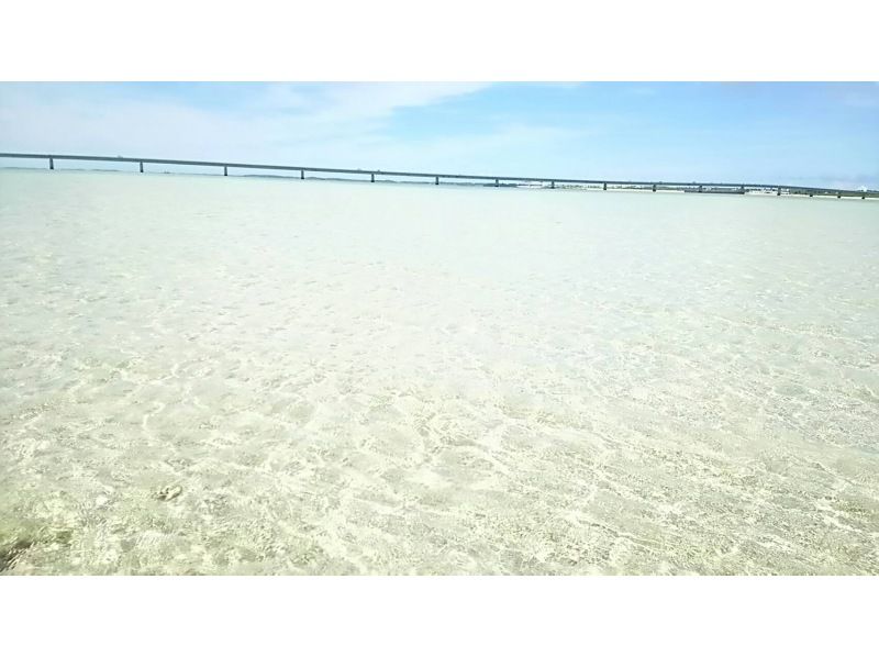 宮古島　干潮時に現れる砂浜（ユニの浜）に上陸ツアーの紹介画像