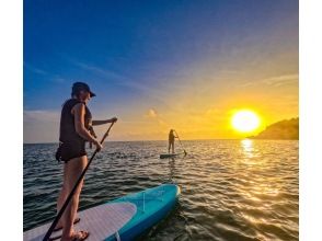 ☆ทัวร์ SUP ส่วนตัวที่สงวนไว้เต็ม ☆ความพึงพอใจ 100%! เราสองคนจะสร้างความทรงจำที่ดีที่สุดในการเล่นท่ามกลางธรรมชาติบนชายหาดที่ดีที่สุดของวัน✨の画像