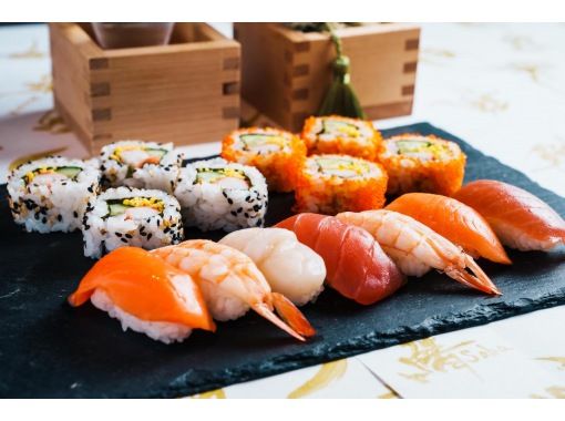 [Most popular! ] Sushi making experience (Tokyo/Asakusa)の画像
