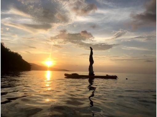[Okinawa Kohama Island] "Completely private SUP YOGA experience" With transportation anywhere on the island! Beginners, children and the elderly are welcome!の画像