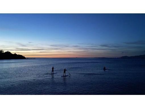 [Nago] Mysterious! A perfect combination of starry sky, ocean, and night view. Night SUP experience (recommended)の画像