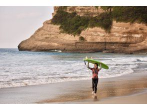 [鹿児島・種子島]  サーフィン体験レッスン！初めての方でも波に乗れます！写真付き！