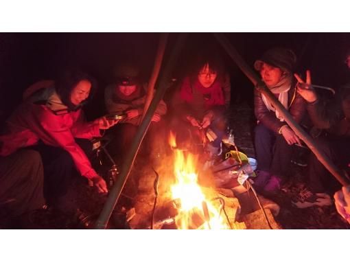 【大分・佐伯市】1組限定【1泊2日/♨️】「冬の氷結観音滝73m沢歩き」(焚火野営.2食/弁当/ｺｰﾋｰ/おやつ付)【装備無料/子供参加可】の画像