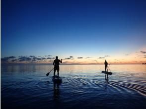 [Miyakojima/Private Rental] [A blissful moment on the beach early in the morning] Sunrise SUP experience limited to one group! ★Free photo data★Beginners welcome