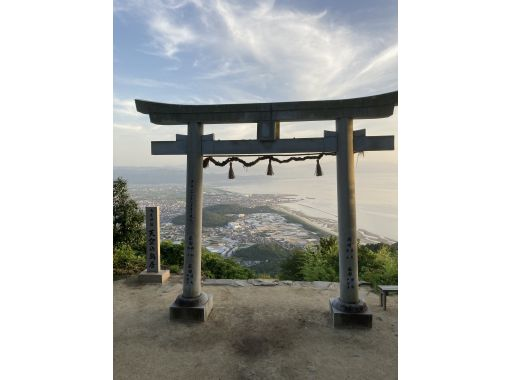 絕景×聖地×能量點【包車】2小時路線☆空中鳥居周遊高谷土岐神社本宮＆錢形沙畫☆香川能量點聖地の画像