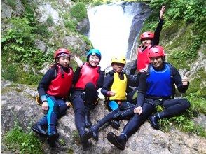 [群馬水上]充滿自然氣息的半日家庭溪降冒險！旅遊照片免費