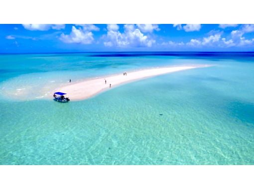 [Miyakojima] Same-day reservations accepted up to one hour in advance! Boat tour of the "Phantom Uni Beach" with free drone photography. One hour on the beach! Mango campaign in progress. *For details, see the photo on the right.の画像