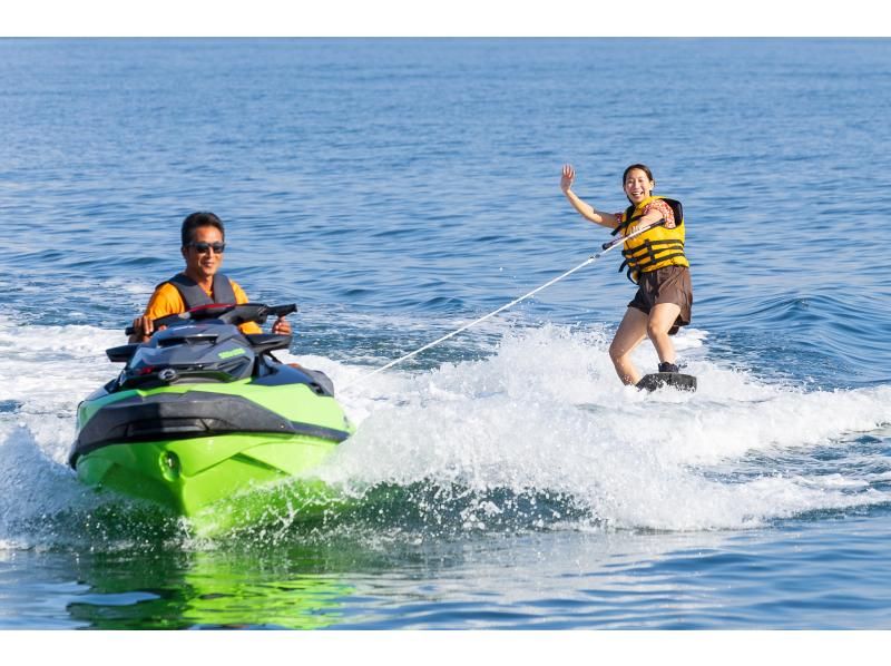 [Fukuoka/Yukuhashi] Run on the surface of the sea with a wakeboard! <For experienced people *10 min>