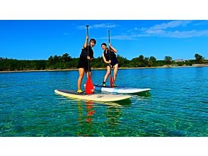 [Okinawa Oujima] "Only one group" Complete charter system ☆ Happy experience! A luxury plan of SUP & snorkel on a remote island that can be reached by car! High-definition camera photo present!