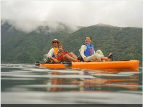 【浜松・浜名湖】２人乗りペダルカヤック / ゆったり湖上散歩♪わんこ(ペット)同乗可◎＜夫婦・カップルに人気＞