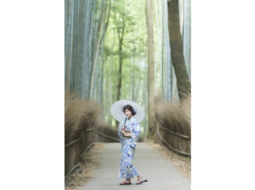 [Kyoto Higashiyama] Location photoshoot experience with a photographer + corrected dataの画像