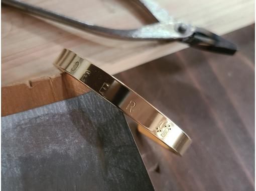 [Kyoto/Kita Ward] 90 minute bangle making experience! Silver, brass! Engraving is also possible ★ Beginners, families, and couples are welcome (reservations can be made until the morning of the day)の画像