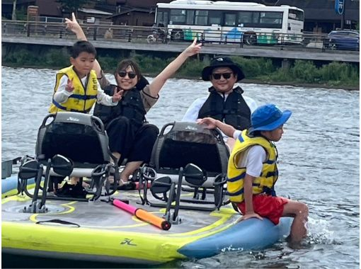 [No swimsuit required, pets allowed, lakeside photography included] Mount Fuji foot-pedal SUP kayakの画像