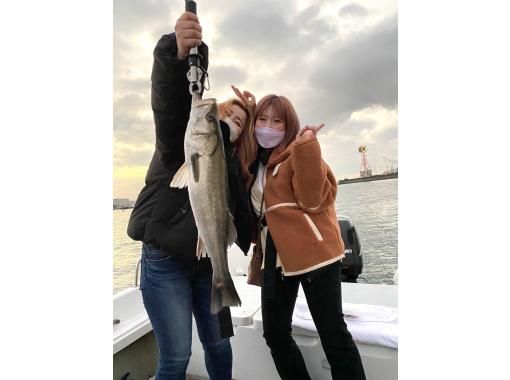 [Private tour! Rental fee included!] ☆Tokyo Bay fishing empty-handed ☆Private 3-hour premium planの画像