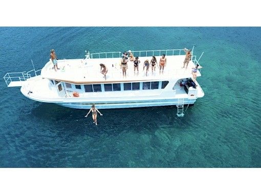 [Okinawa Miyakojima] VIP charter ⭐︎ Cruising! Enjoy from small to large number of people! Snorkeling/fishing/BBQ, etc. Top-notch sea activities on a comfortable boatの画像