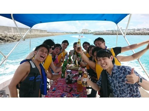 【9月・10月限定】【宜野湾発・慶良間チービシ近海】1日で沖縄の海遊びを満喫・遊びつくす貸切クルーズフルコース！の画像