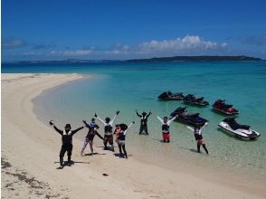 ジャワ島沖、海上がりの瀬戸の髭徳利 ジャワ島沖、海上がりの瀬戸の髭徳利