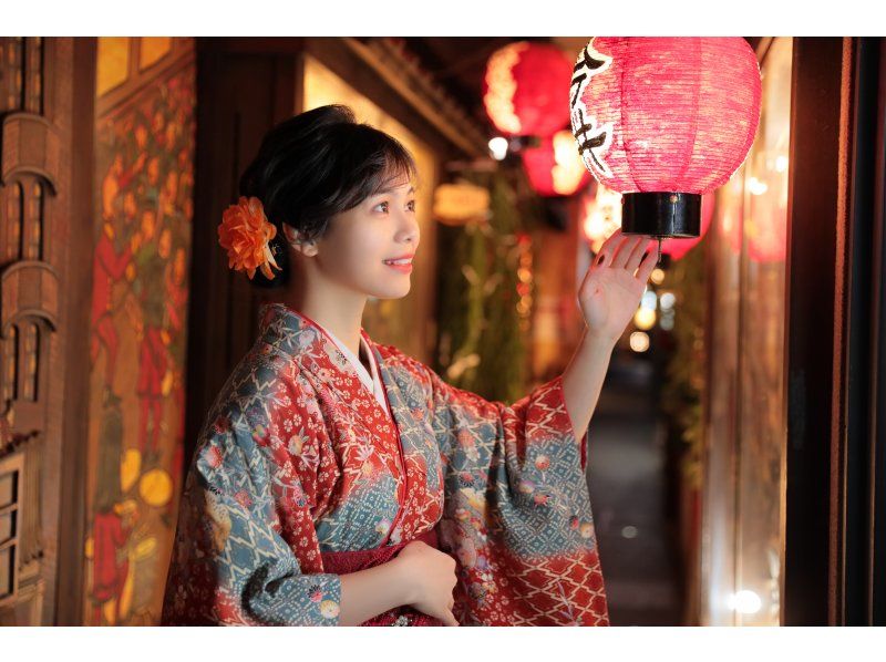 [关西/大阪/京都/奈良]穿着和服欣赏关西地区的历史名城和自然风光！ （包括和服一日计划头发套装）の紹介画像